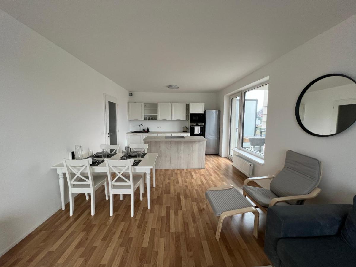The Dante Prague - Family And Friends Apartments, Free Parking Kültér fotó